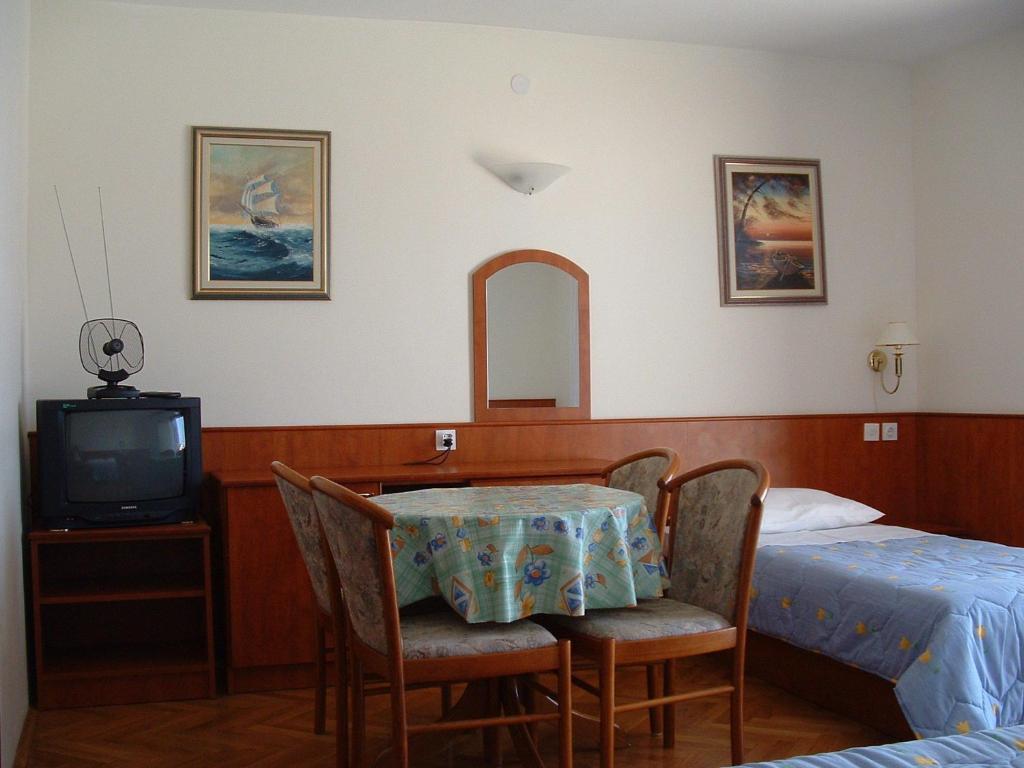 Apartments Mladina ميميتسا الغرفة الصورة